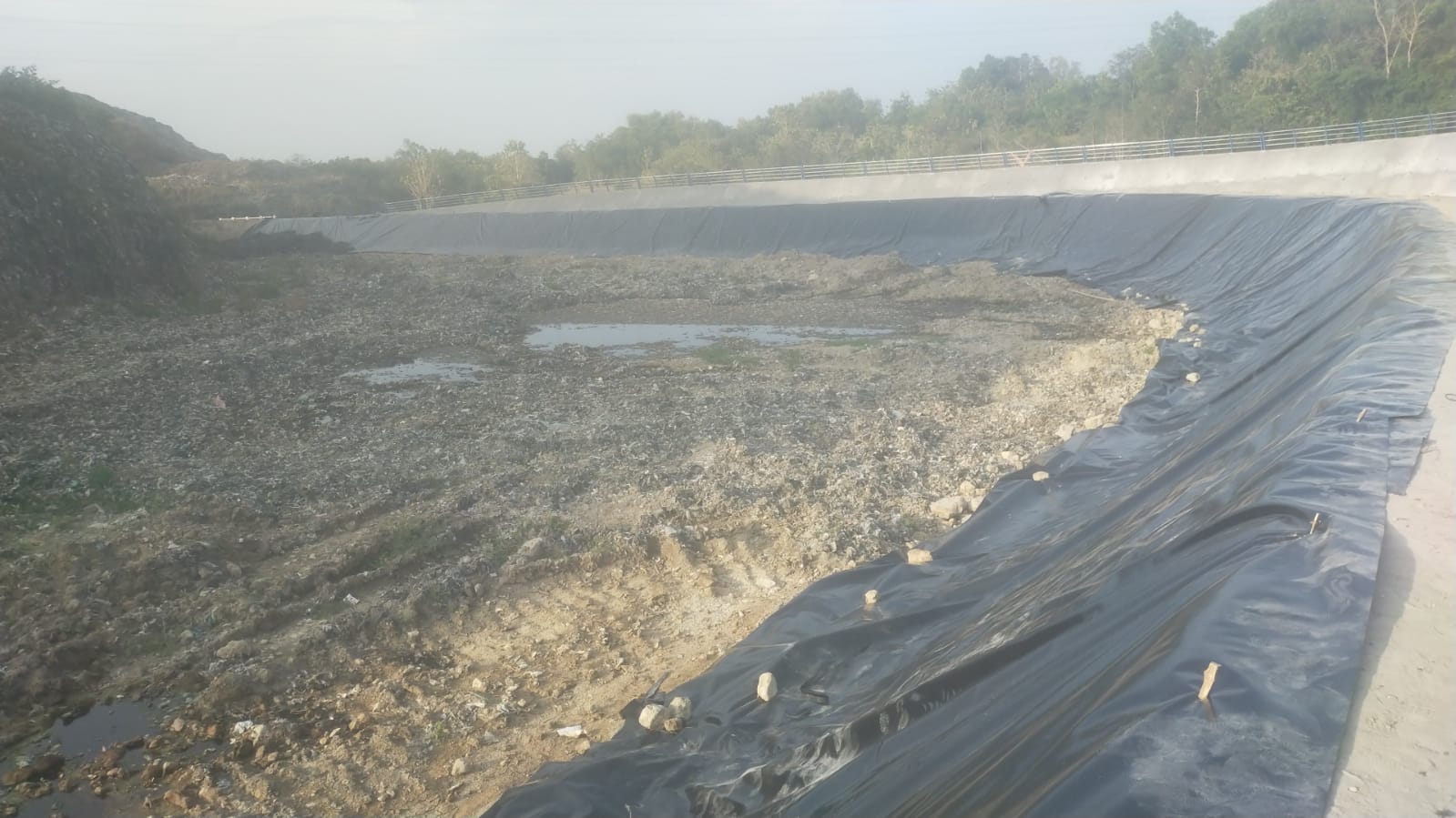 Tempat Pembuangan Sampah Akhir Putri Cempo Solo Jawa Tengah 2022